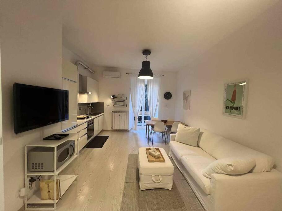 Modern Apartment In Monteverde روما المظهر الخارجي الصورة
