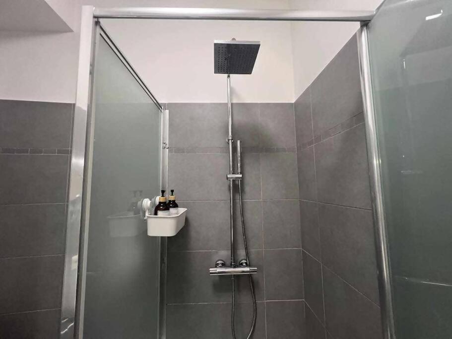 Modern Apartment In Monteverde روما المظهر الخارجي الصورة